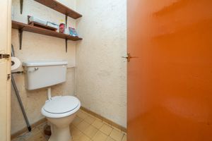 DOWNSTAIRS W/C - click for photo gallery